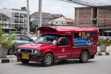 Chiangmai, Tayland - 8 Ağustos 2018: Kırmızı Mini kamyon taksi Chiangmai. Hizmet Chiangmai şehir içinde. Ana otobüs istasyonuna Chiangmai, fotoğraf.