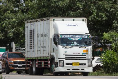Chiangmai, Tayland - 2 Ağustos 2018: Hatari taşıma şirketi kargo kamyon. Fotoğrafa yol no.1001 8 km şehir merkezine Chiangmai, Tayland.