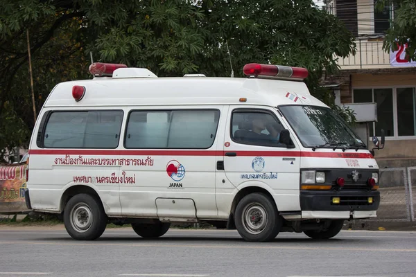 Chiangmai Tailândia Agosto 2018 Ambulância Van Município Chiang Mai Estrada — Fotografia de Stock