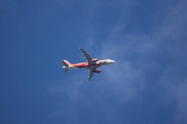 Chiangmai, Tayland - 13 Ağustos 2018: Hs-Vka A320-200 Tay Vietjet havayolu şirketi. Bangkok Havaalanı için Chiang Mai Uluslararası Havaalanı'ndan çıkar.