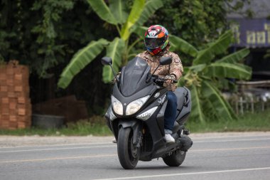 Chiangmai, Tayland - 3 Ağustos 2018: Özel yarış Yamaha Tmax Sx. fotoğrafa yol no.121 8 km şehir merkezine Chiangmai, Tayland.