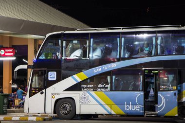 Chiangmai, Tayland - 5 Eylül 2018: Otobüs mavi 9 Grup, alt marka Greenbus şirketten. Rota Bangkok ve Chiangmai. Fotoğraf Chiangmai otobüs istasyonu, Tayland.