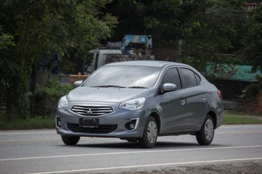 Chiangmai, Tayland - 6 Ağustos 2018: Özel araba Mitsubishi çekin. Fotoğraf Road Hayır 121 hakkında 8 km şehir merkezine Chiangmai, Tayland.