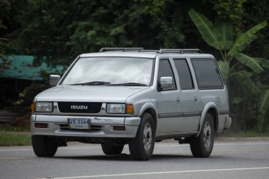 Chiangmai, Tayland - 6 Ağustos 2018: Özel Isuzu Kb eski bir kamyonet araba. Fotoğraf Road'da yok 121 hakkında 8 km şehir merkezine Chiangmai Tayland.