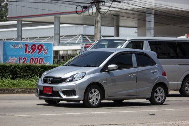 Chiangmai, Tayland - 11 Eylül 2018: Özel Honda Brio, Eko şehir otomobili. Yol no.1001, Chiangmai şehir merkezine 8 km.