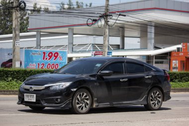 Chiangmai, Tayland - 11 Eylül 2018: Özel Sedan araba Honda Automobil, Onuncu nesil Honda Civic. Yol no.1001 Chiangmai iş alanı 8 km.