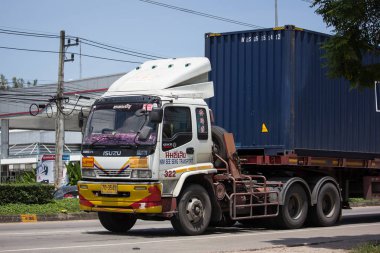 Chiangmai, Tayland - 11 Eylül 2018: Kamyon, Nim görmek Seng taşıma 1988 şirket. Fotoğraf Road Hayır 121 hakkında 8 km şehir merkezine Chiangmai, Tayland.