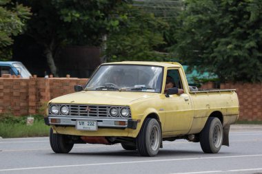 Chiangmai, Tayland - 7 Ağustos 2018: Özel Old pikap araba, Mitsubishi L200 ilk nesil. Yol no.1001, Chiangmai şehir merkezine 8 km.