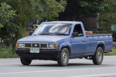 Chiangmai, Tayland - 7 Ağustos 2018: Özel pikap araba, Nissan büyük M. Yol no.1001, Chiangmai iş alanı 8 km.
