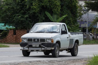 Chiangmai, Tayland - 7 Ağustos 2018: Özel pikap araba, Nissan büyük M. Yol no.1001, Chiangmai iş alanı 8 km.
