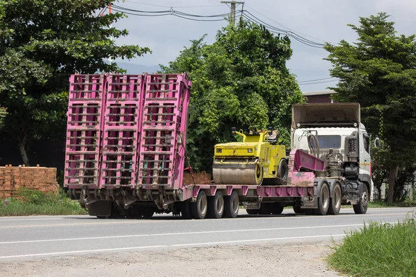 Chiangmai Tailândia Agosto 2018 Trailer Dump Truck Sakai Tire Roller — Fotografia de Stock