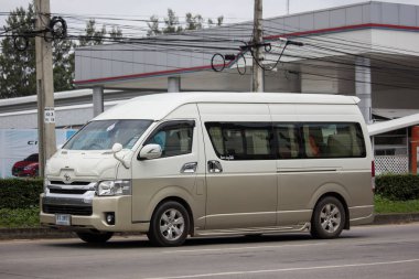 Chiangmai, Tayland - 6 Eylül 2018: Özel Toyota banliyö van. Yol no.121 şehir merkezine Chiangmai Tayland hakkında 8 km, fotoğraf.