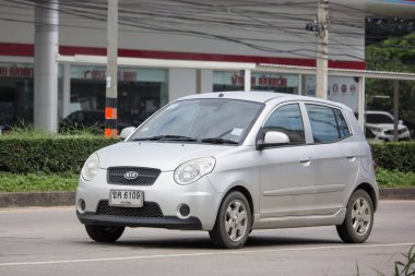 Chiangmai, Tayland - 6 Eylül 2018: Özel Proton Savvy. Malezya ülkeye çarpımını. Yol no.1001, Chiangmai şehir merkezine 8 km.