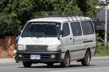 Chiangmai, Tayland - 7 Eylül 2018: özel okul van. Fotoğrafa yol no.121 8 km şehir merkezine Chiangmai, Tayland.