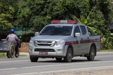 Chiangmai, Tayland - 7 Eylül 2018: Kraliyet Tayland polisi, polis arabası. Fotoğrafa yol no.121 8 km şehir merkezine Chiangmai, Tayland.