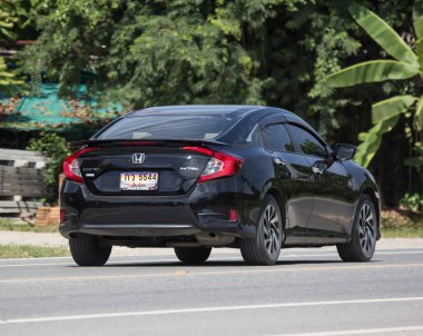 Chiangmai, Tayland - 7 Eylül 2018: Özel Sedan araba Honda Automobil, Onuncu nesil Honda Civic. Yol no.1001 Chiangmai iş alanı 8 km.