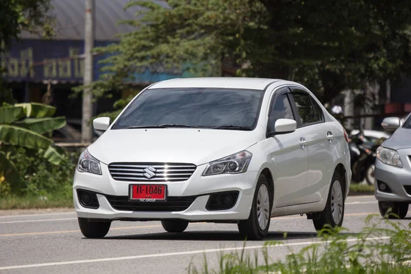 チェンマイ 2018 プライベート エコ車 スズキの Ciaz 道路の写真 121 チェンマイのダウンタウンから約 キロメートル — ストック写真