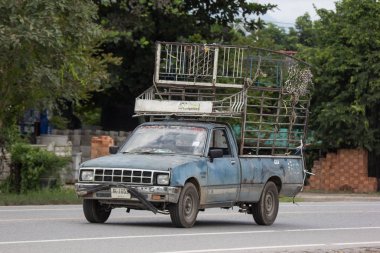 Chiangmai, Tayland - 10 Eylül 2018: Özel Isuzu Kb eski bir kamyonet araba. Fotoğraf Road'da yok 121 hakkında 8 km şehir merkezine Chiangmai Tayland.