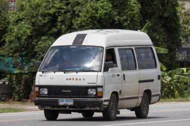 Chiangmai, Tayland - 10 Eylül 2018: Özel Toyota Hiace eski Van araba. Yol no.1001, Chiangmai şehir merkezine 8 km.