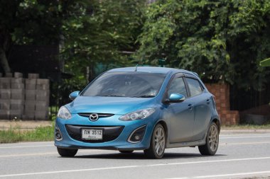 Chiangmai, Tayland - 10 Eylül 2018: Özel Eko Kiralık Mazda 2. Yol no.1001 Chiangmai iş alanı 8 km.