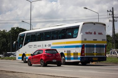 Chiangmai, Tayland - 20 Eylül 2018: Scania 15 metre Sombattour otobüs şirketi. Rota Bangkok ve Chiangmai. Fotoğrafa yol no.121 Chiangmai, Tayland.