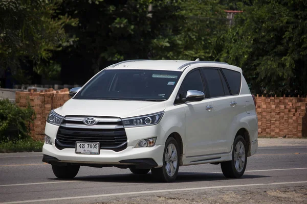 Чиангмай Таиланд Сентября 2018 Новая Toyota Innova Premium Crossover Mpv — стоковое фото