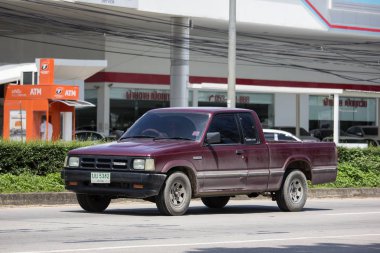 Chiangmai, Tayland - 20 Eylül 2018: Özel Pick up, eski Mazda Bt2500. fotoğrafa yol no.121 8 km şehir merkezine Chiangmai, Tayland.