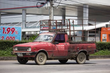 Chiangmai, Tayland - 20 Eylül 2018: Özel araba, kamyon Mazda aile mini çekme. Yol no.1001, Chiangmai iş alanı 8 km.