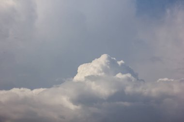 Bulut Scape, tropikal gökyüzü bulut. Tayland gökten gelen yaz sezonu.