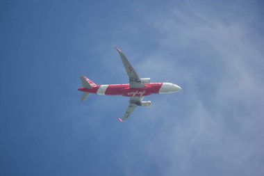 Chiangmai, Tayland - 16 Ekim 2018: Hs-Bbg Airbus A320-200 Tay Airasia. Udon Thani için Chiangmai Havaalanı'ndan çıkar.