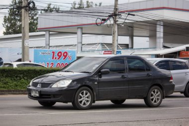 Chiangmai, Tayland - 20 Eylül 2018: Özel araba, Mitsubishi Lancer. Fotoğraf Road Hayır 121 hakkında 8 km şehir merkezine Chiangmai, Tayland.
