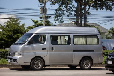 Chiangmai, Tayland - 21 Eylül 2018: Özel eski Nissan Urvan Van araba. Yol no.121 şehir merkezine Chiangmai Tayland hakkında 8 km, fotoğraf.