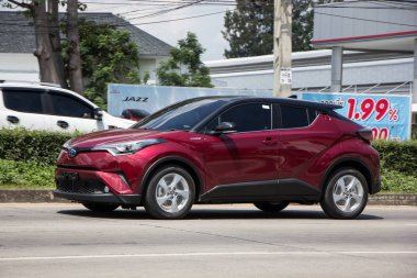 Chiangmai, Tayland - 25 Eylül 2018: Yeni Toyota Chr küçük araba Crossover Suv hibrit araba