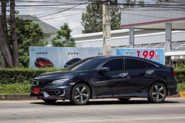 Chiangmai, Tayland - 25 Eylül 2018: Özel Sedan araba Honda Automobil, Onuncu nesil Honda Civic. Yol no.1001 Chiangmai iş alanı 8 km.