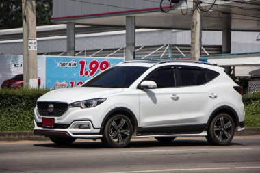 Chiangmai, Tayland - 25 Eylül 2018: Özel Suv araç Mg Zs. ürünü İngiliz otomotiv den. Yol no.1001, Chiangmai şehir merkezine 8 km.