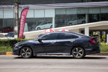 Chiangmai, Tayland - 25 Eylül 2018: Özel Sedan araba Honda Automobil, Onuncu nesil Honda Civic. Yol no.1001 Chiangmai iş alanı 8 km.