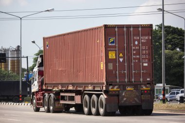 Chiangmai, Tayland - 27 Eylül 2018: Kamyon, Nim görmek Seng taşıma 1988 şirket. Fotoğraf Road Hayır 121 hakkında 8 km şehir merkezine Chiangmai, Tayland.
