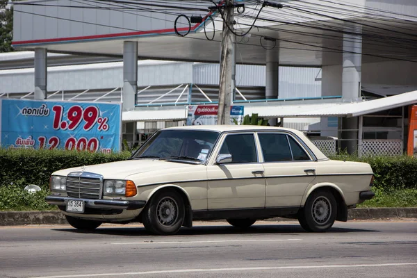 Chiangmai Tailândia Setembro 2018 Carro Velho Privado Mercedes Benz 230E — Fotografia de Stock