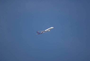 Chiangmai, Tayland - 28 Ekim 2018: Hs-Thh Airbus A350-900 Thaiairway Tg105. Bangkok'a Chiangmai Havaalanı'ndan çıkar.