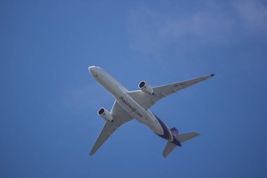 Chiangmai, Tayland - 27 Ekim 2018:: Hs-Thj Airbus A350-900 Thaiairway Tg105. Bangkok'a Chiangmai Havaalanı'ndan çıkar.