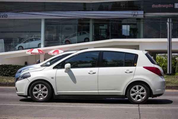 Chiangmai Tailandia Septiembre 2018 Coche Privado Nissan Tiida Foto Carretera — Foto de Stock