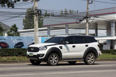 Chiangmai, Tayland - 5 Ekim 2018: Özel Suv araba Ford Everest. Yol no.1001 Chiangmai iş alanı 8 km.