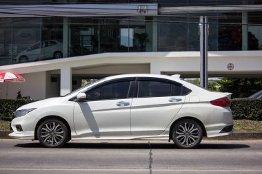 Chiangmai, Tayland - 27 Eylül 2018: Özel Honda City kompakt araç. Japon üretici Honda tarafından üretilen. Fotoğrafa yol no.121 8 km şehir merkezine Chiangmai, Tayland.