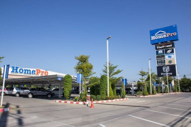Chiangmai, Tayland - 5 Kasım 2018: Homepro süpermarket mağaza. Satış ürün ve bina inşaat. Sansai kentsel fringe chiangmai City konumda.