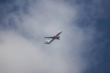 Chiangmai, Tayland - 30 Ekim 2018: Hs-Luw Boeing 737-800 Tay lionair havayolu şirketi. Bangkok'a Chiangmai Havaalanı'ndan çıkar.