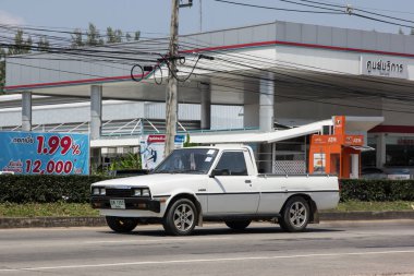Chiangmai, Tayland - 5 Ekim 2018: Özel Old pikap araba, Mitsubishi L200 ilk nesil. Yol no.1001, Chiangmai şehir merkezine 8 km.
