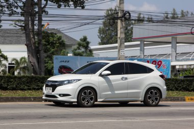 Chiangmai, Tayland - 5 Ekim 2018: Özel araba Honda Hrv şehir Suv araba. Yol no.1001 Chiangmai şehir merkezine 8 km.