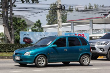 Chiangmai, Tayland - 5 Ekim 2018: Özel araba, Opel Swing. Fotoğraf Road Hayır 121 hakkında 8 km şehir merkezine Chiangmai, Tayland.