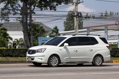 Chiangmai, Tayland - 5 Ekim 2018: Özel Ssangyong Van, yeni Stavic Sv270. Kamyon üzerinde yol no.1001, Chiangmai şehir merkezine 8 km.
