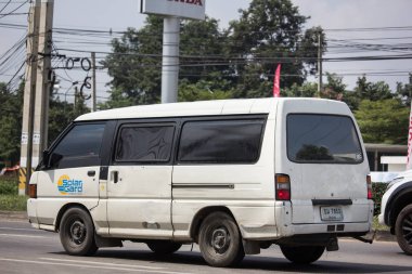 Chiangmai, Tayland - 8 Ekim 2018: Özel Mitsubishi Delica eski Van araba. Yol no.1001, Chiangmai şehir merkezine 8 km.